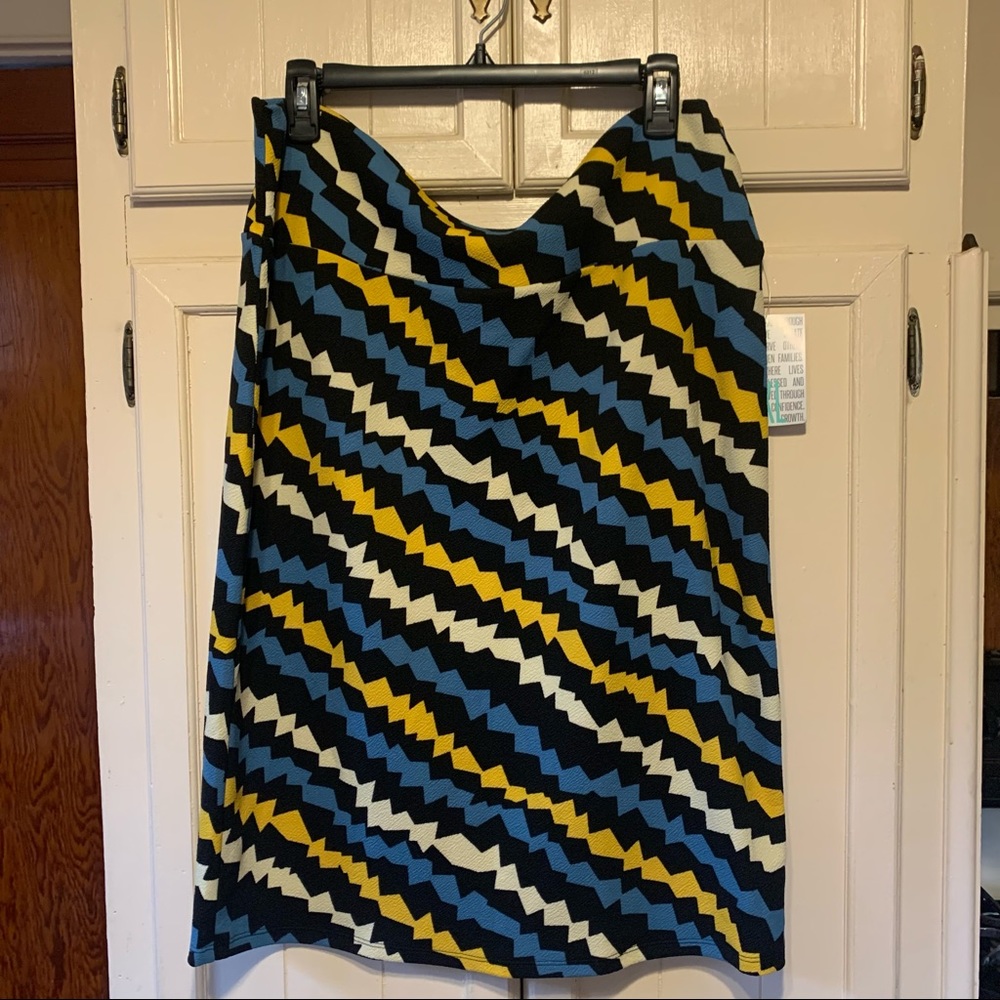 Lularoe Cassie 2XL stripe skirt NWT